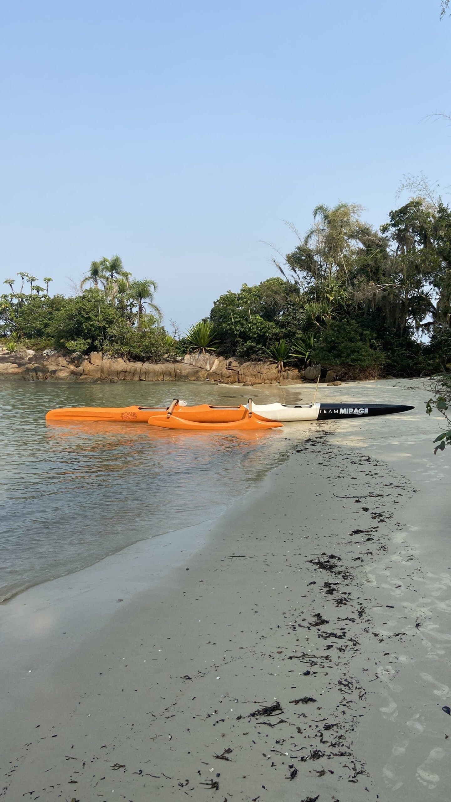 Team in a hawaiian canoe